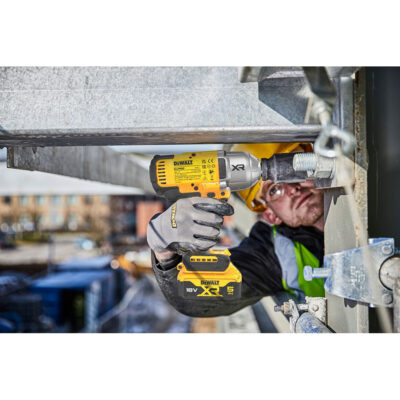 Alternative view of Dewalt DCF900N-XJ 18V XR Børsteløs 1/2" muttertrekker med låsering og høyt dreiemoment – Naken i pappeske